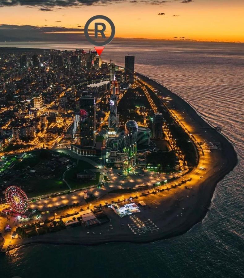 Roini Apartment Batumi Exterior foto